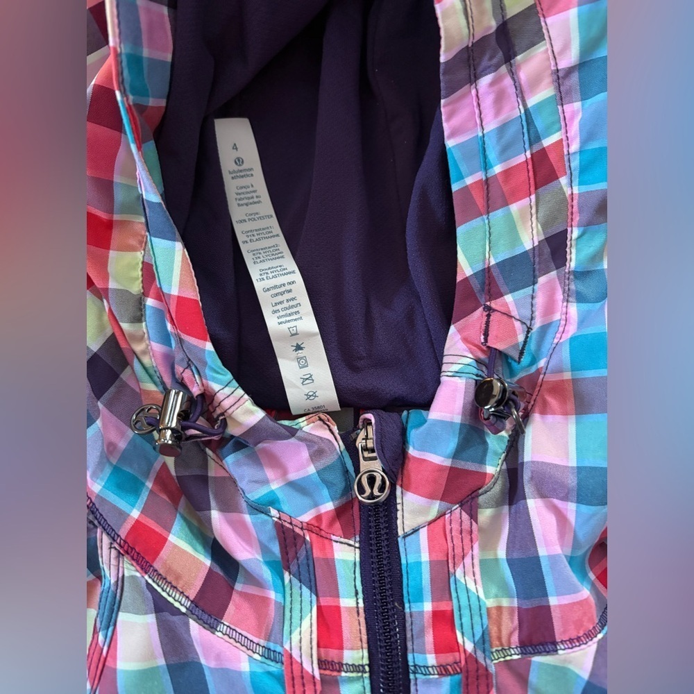 Rare Lululemon Downtime Jacket 2014 Seawheeze - Picture 5 of 10